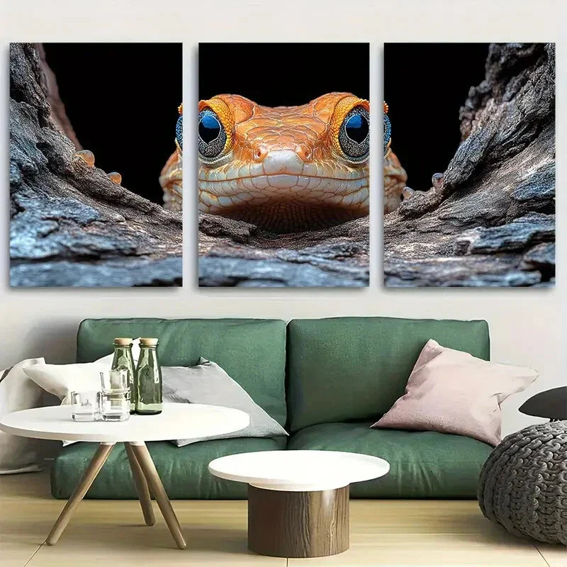 3pcs Lizard Poking His Head Out Of A Tree Metal Print Ready to Hang Art